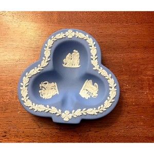 Vtg Wedgewood Jasperware Pale Blue Clover Shape Trinket Ring Holder Dish England